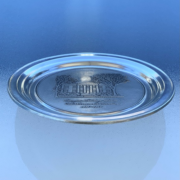 Wilton Pewter Plate: Georgia Heritage Series, Old Governor’s Mansion - Picture 5 of 8
